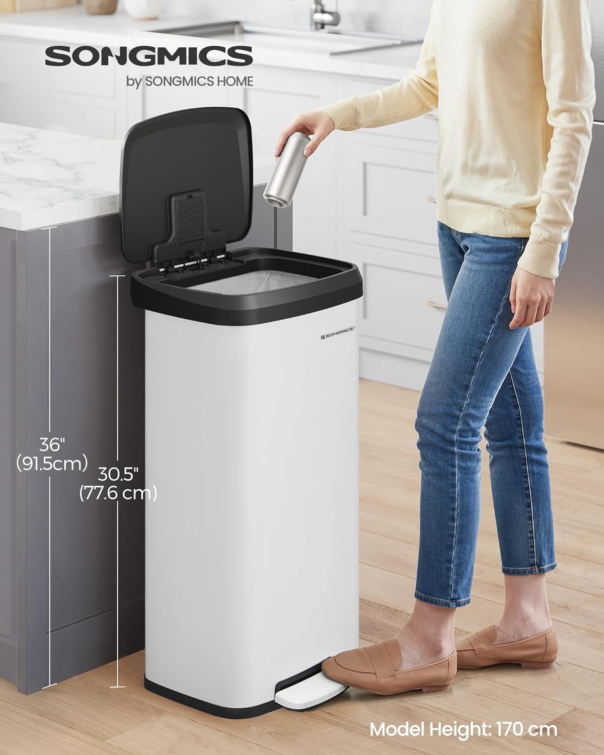 Garbage bin - Waste bin - 68liter - Metal - With lid - White