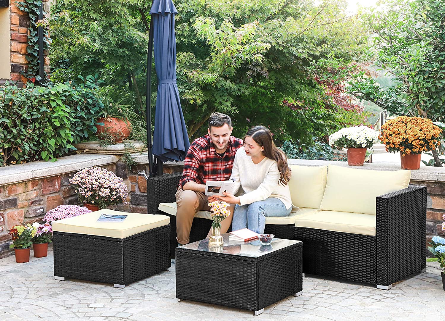 Garden furniture set - Lounge set - Garden bench and table - With pillows - Glass top - Black / Beige