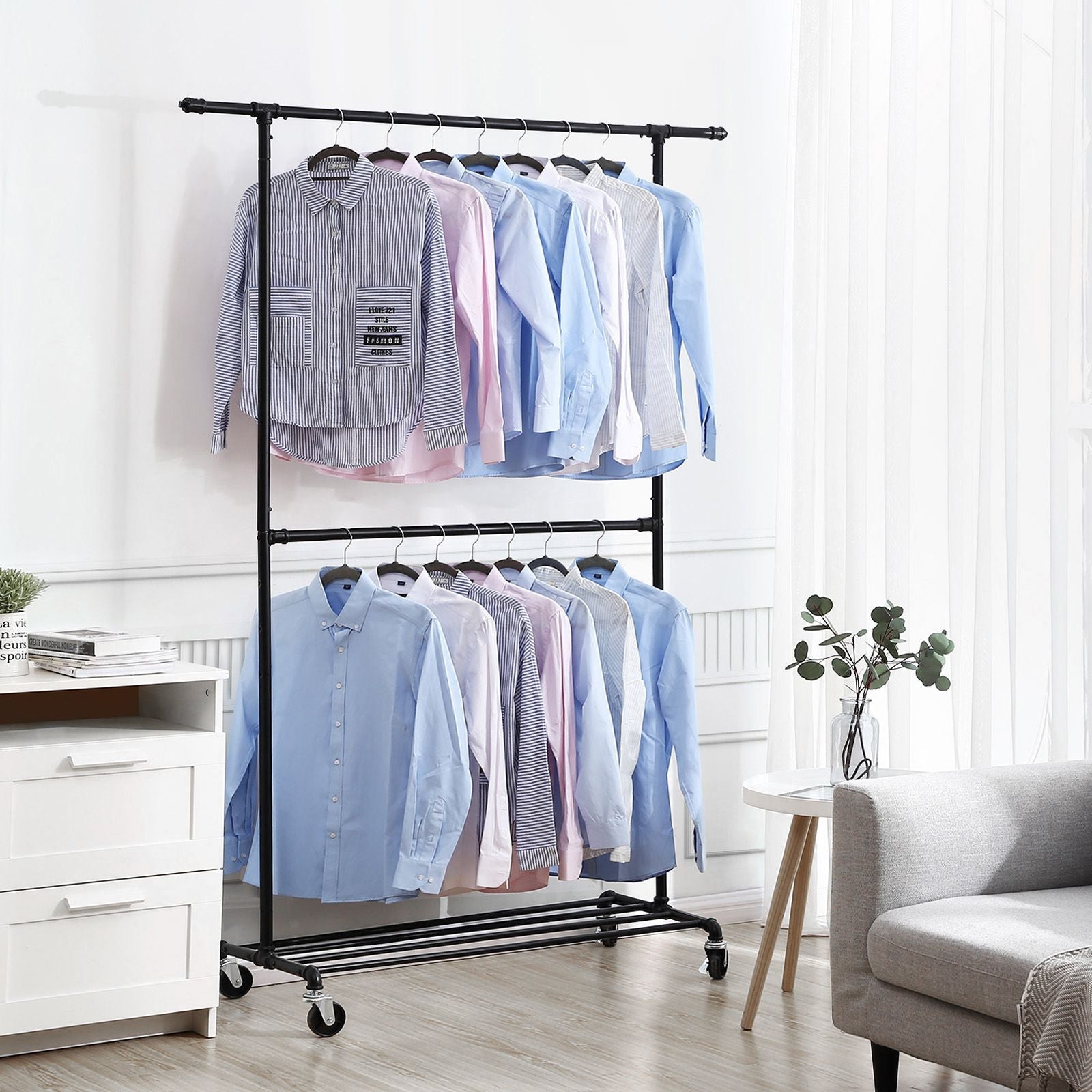 Clothing rack - Industrial Design - On Wheels - Laxable up to 110 kg - Black