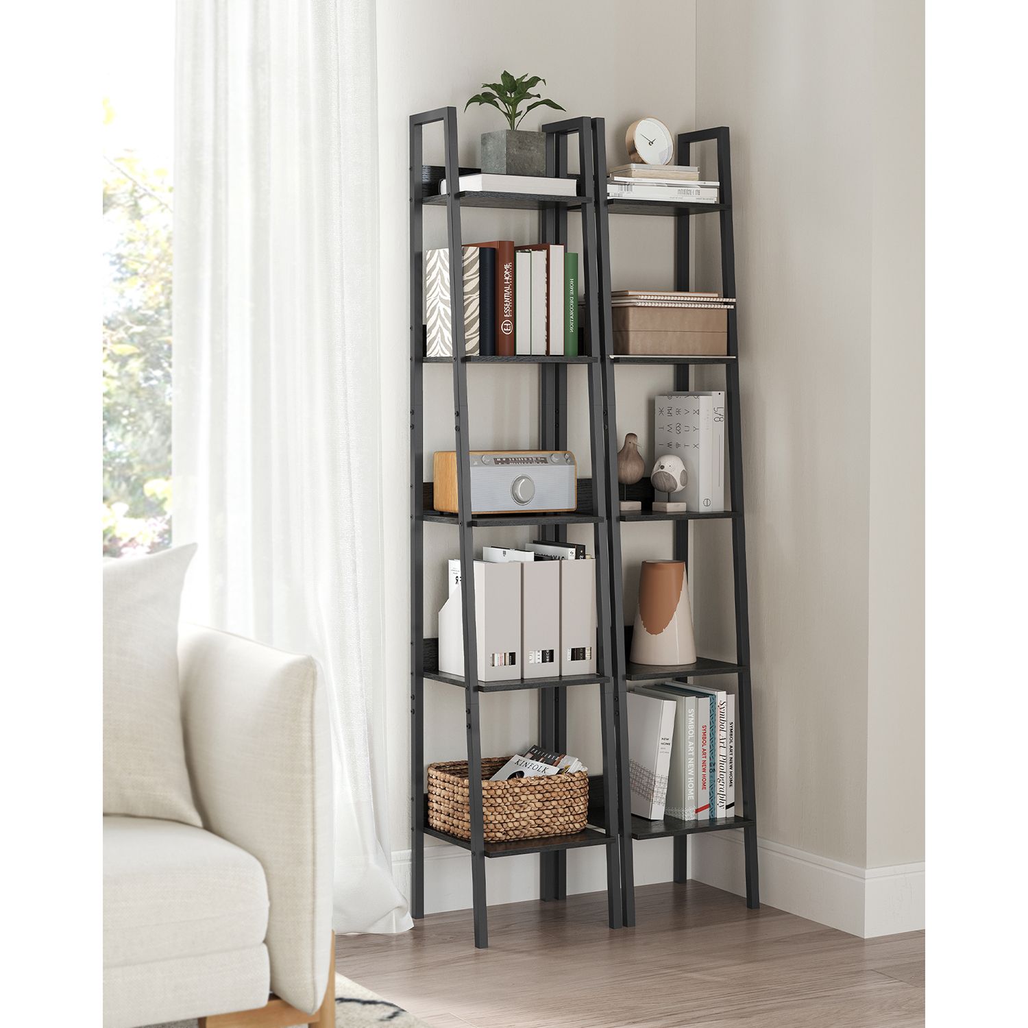 Bookcase - Ladder rack - With 5 levels - Metal frame - Black