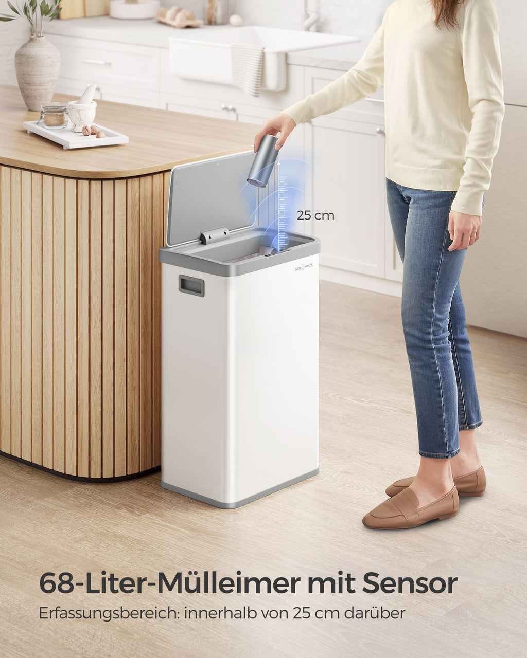 Garbage bin with motion sensor made from Staalwolkwit